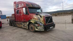 拖吊车 VOLVO VNL 780