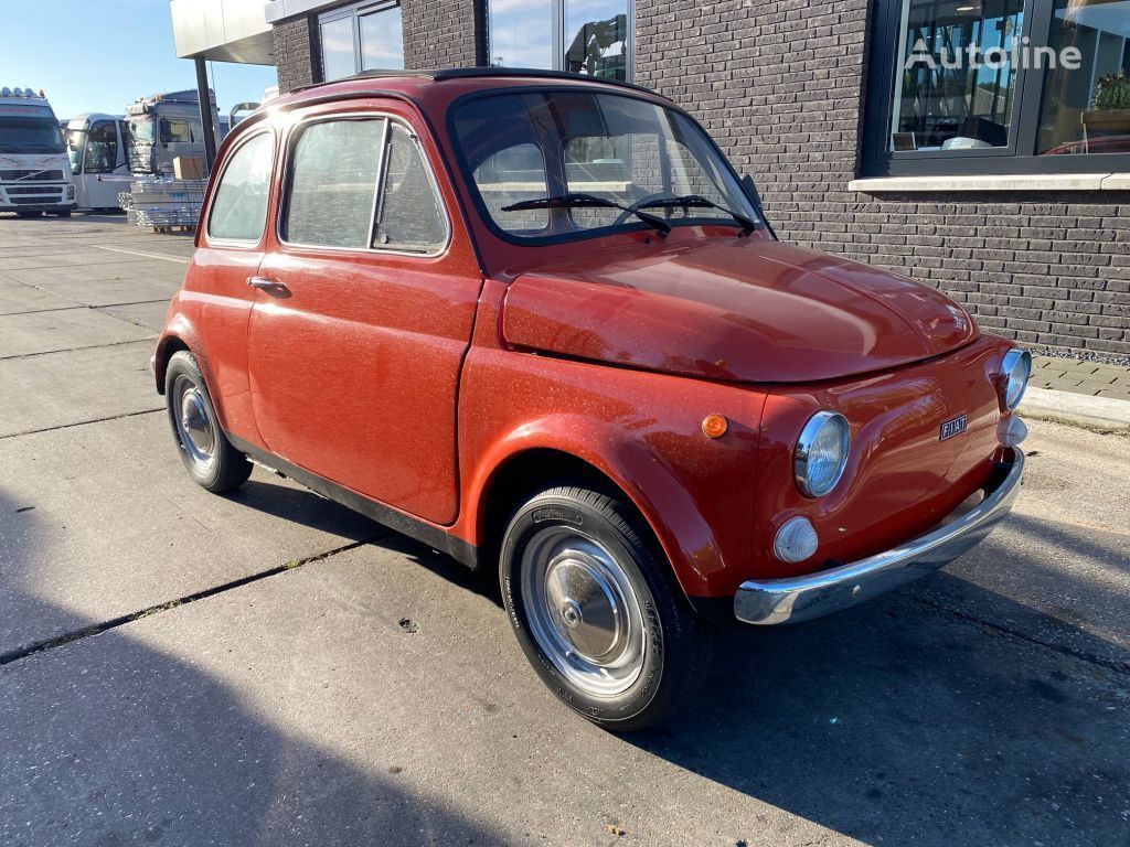 带活动折篷轿车 FIAT 500L