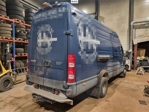 厢式货车 IVECO DAILY 65C17 EEV 6,5 Ton. Loading ramp