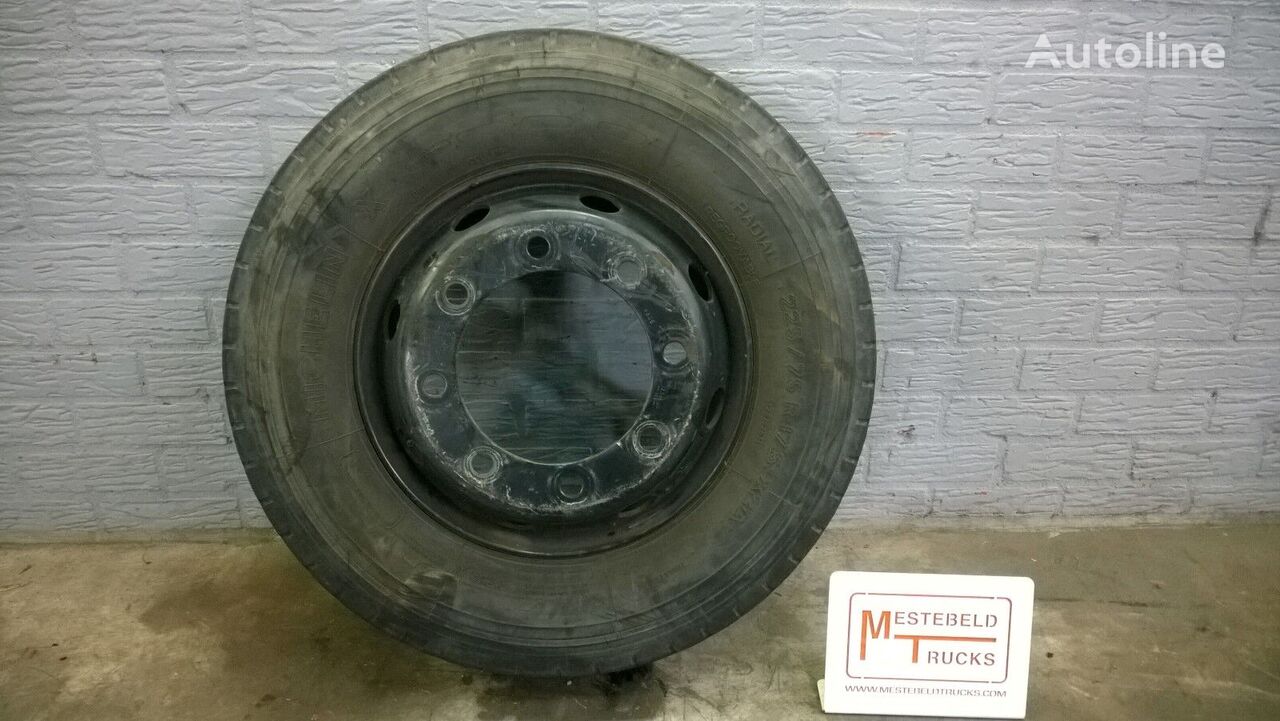 轻型卡车轮胎 Michelin 225/75 R 17.5