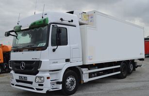 冷藏车 Mercedes-Benz ACTROS 2541 CHŁODNIA HAKOWA+WINDA CHOWANA POD SPÓD