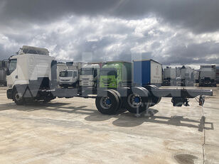 底盘卡车 RENAULT PREMIUM 420.26 G 6X2 CHASIS