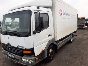用于获取部件的等温货车 MERCEDES-BENZ Atego 915